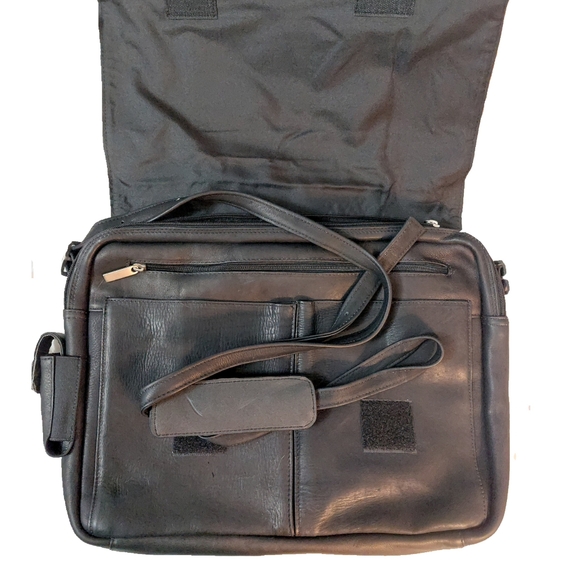 Pangea NBA Brands Black Leather Flap Over Laptop Messenger Bag - NBA - CELTICS - Picture 7 of 7